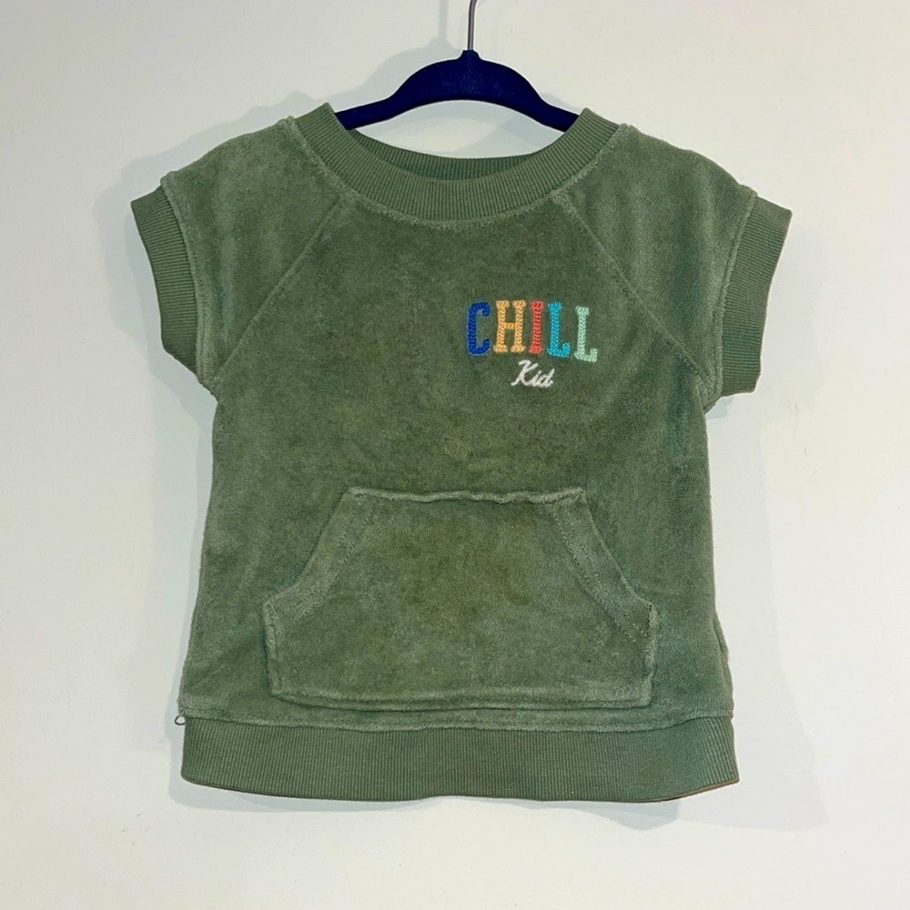 OLD NAVY 12-18mo Unisex Short Sleeve Sweater Tee Terry Chill Kids Embroidered